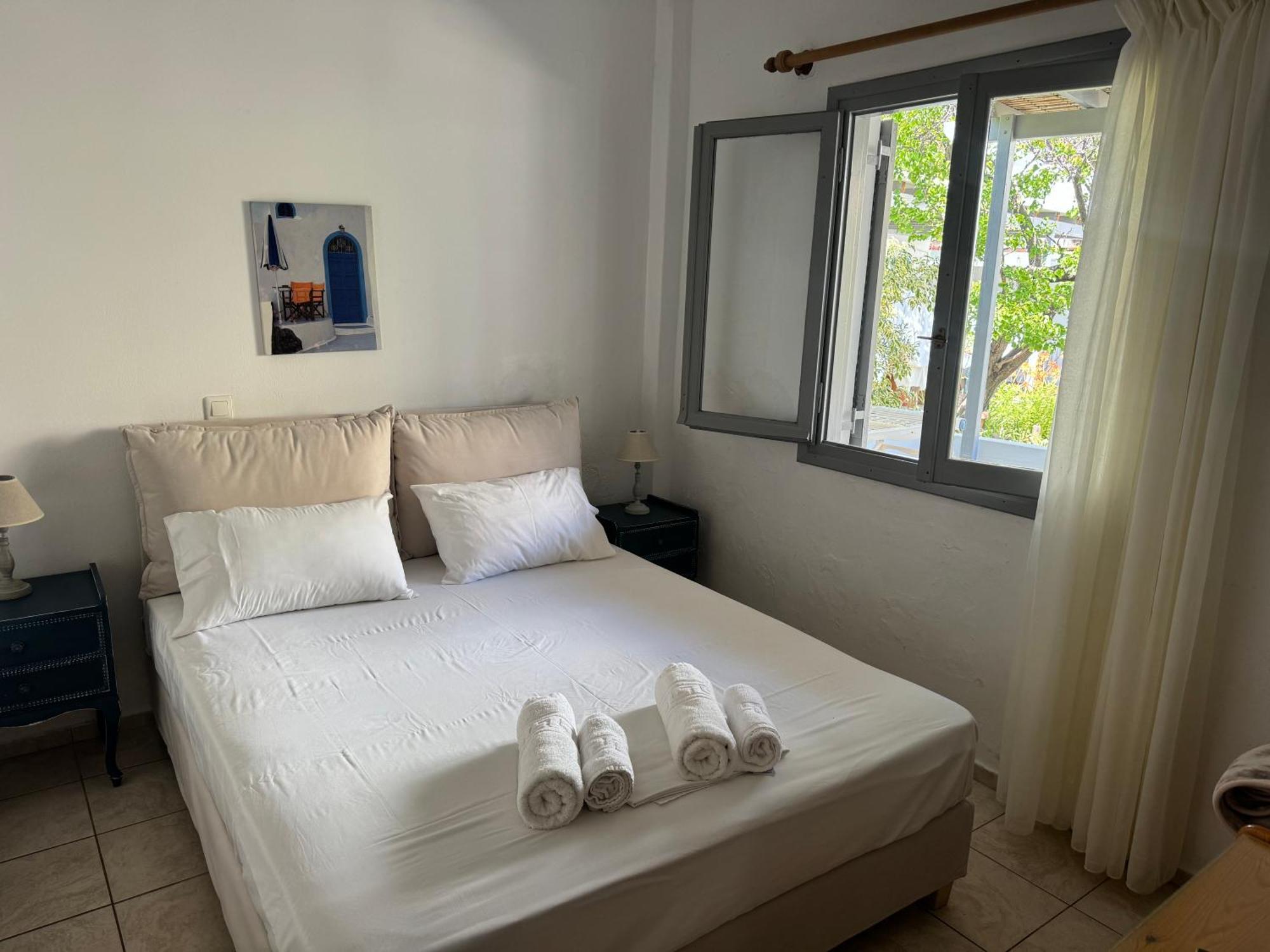 Akti Rooms And Studios Livadi  Bagian luar foto
