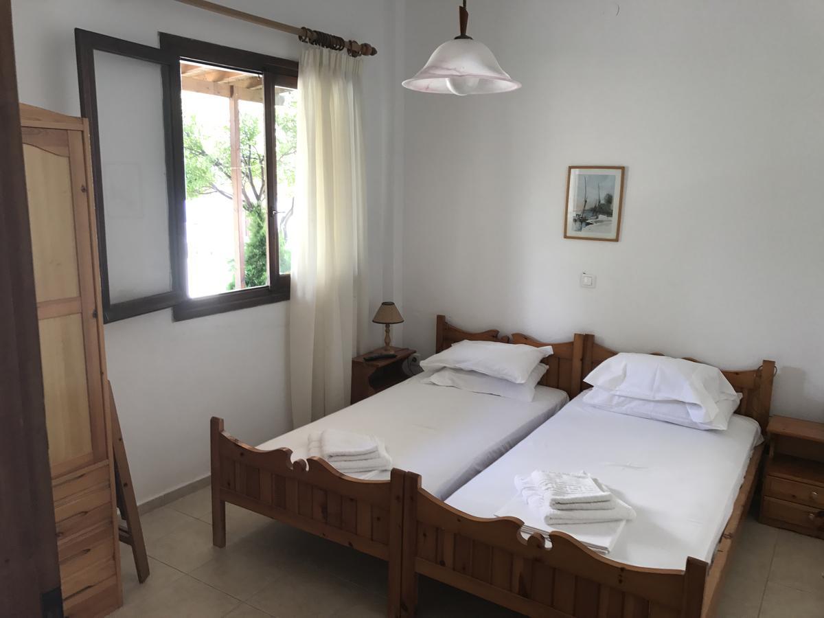 Akti Rooms And Studios Livadi  Bagian luar foto