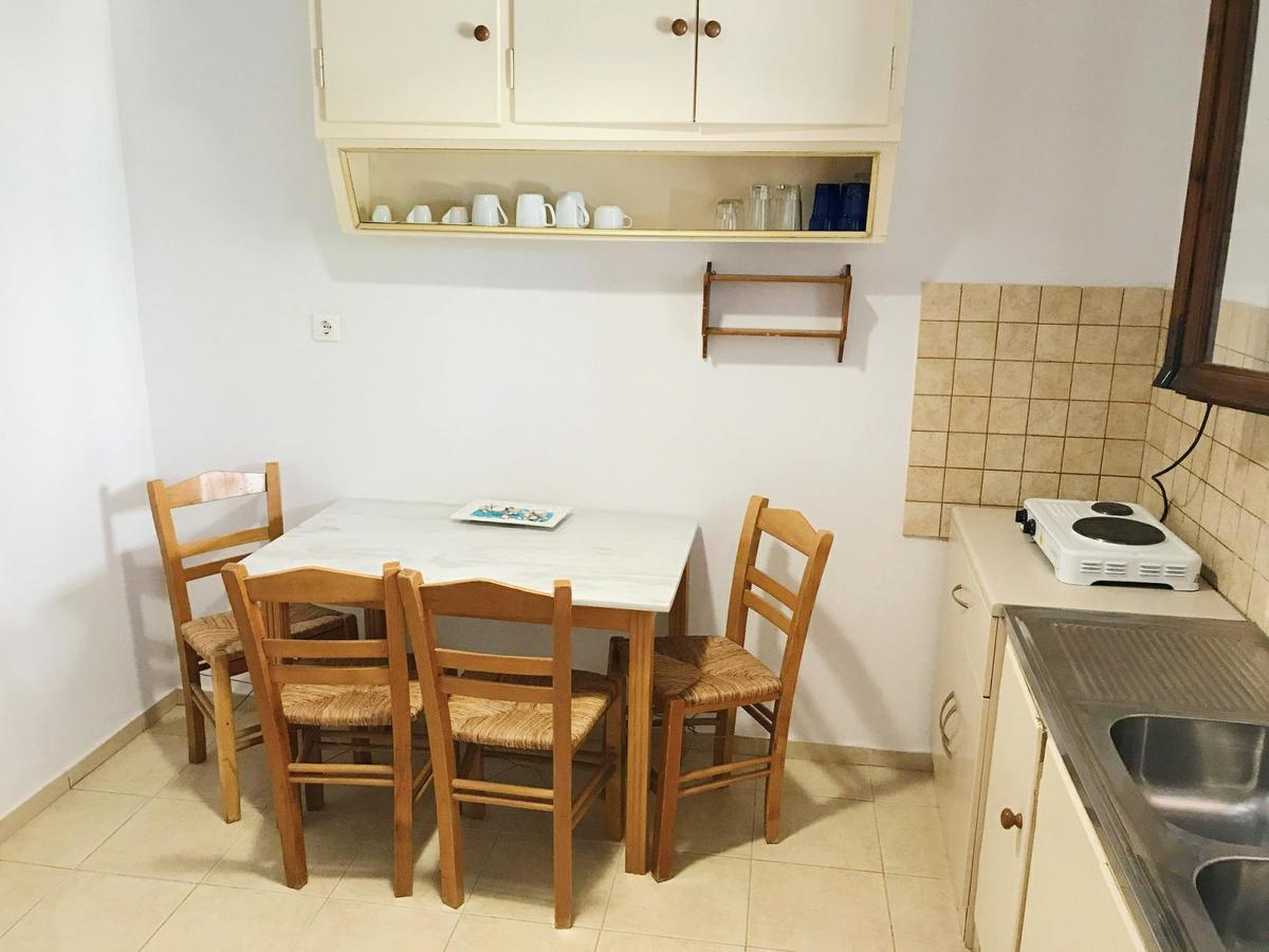 Akti Rooms And Studios Livadi  Bagian luar foto